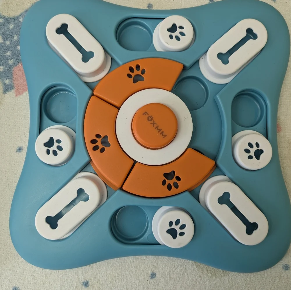 Dog Puzzle Toy Interactive Treat Feeder - Blue/Green